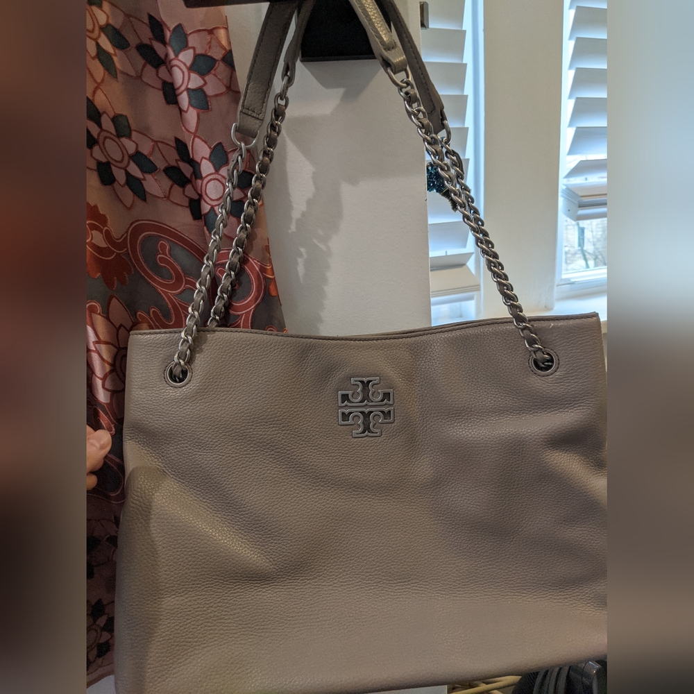 Tory Burch leather handbag, priced to sell